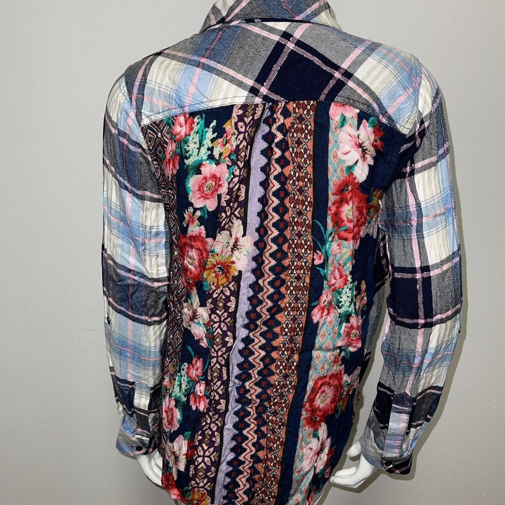 TOLANI COLLECTION shirt (NEW!) - Picture 6 of 8